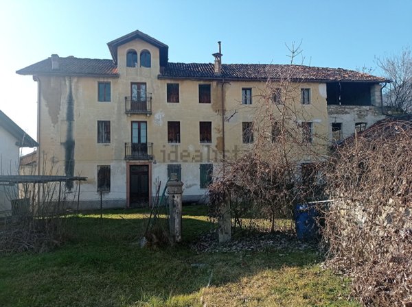 casa indipendente in vendita a Belluno in zona Bolzano Bellunese