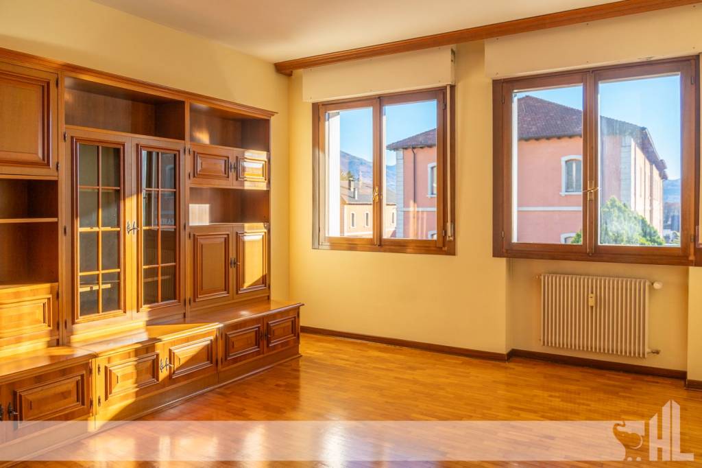 appartamento in vendita a Belluno in zona Centro Storico