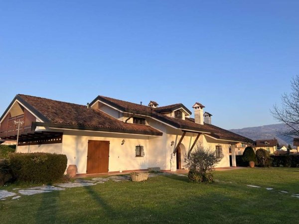 casa indipendente in vendita a Belluno