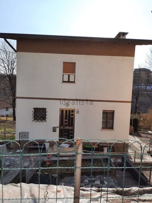 casa indipendente in vendita a Belluno in zona Sala
