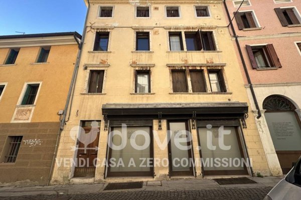 appartamento in vendita a Belluno in zona Centro Storico
