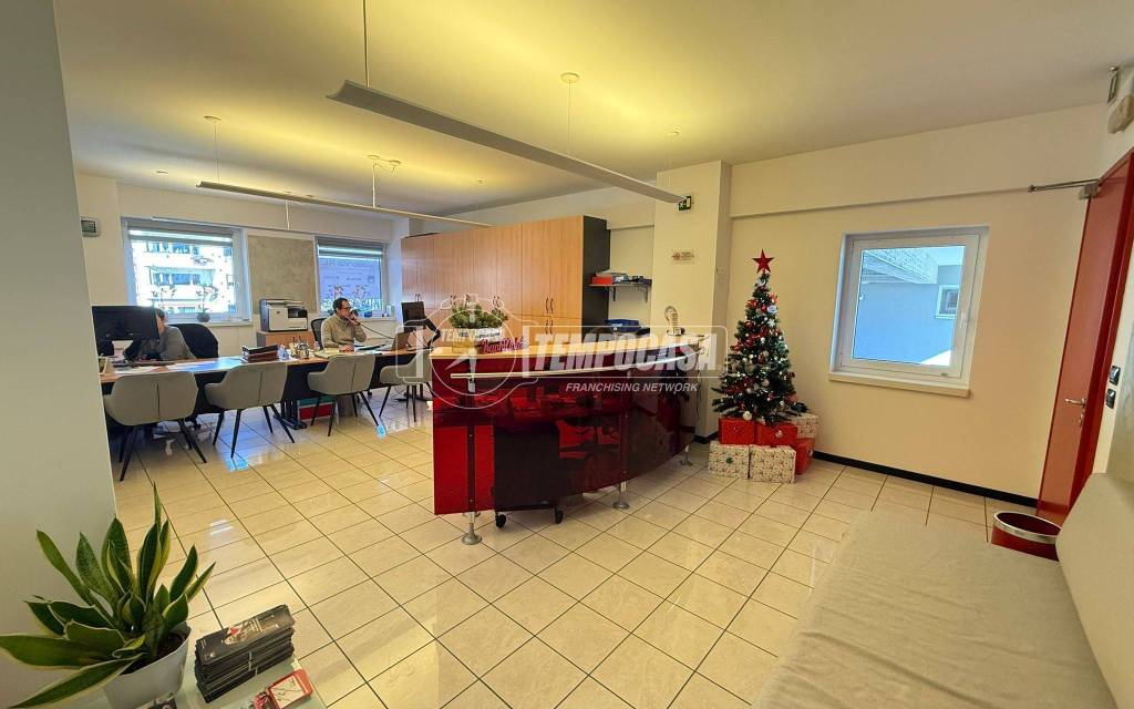 ufficio in vendita a Belluno in zona Sala