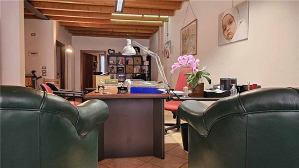ufficio in vendita a Belluno in zona Centro Storico