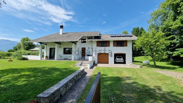 casa indipendente in vendita a Belluno in zona Sois