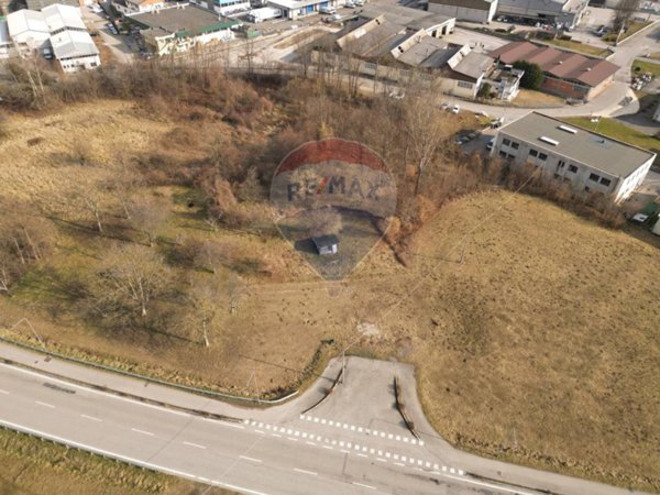 terreno agricolo in vendita a Belluno in zona Cusighe