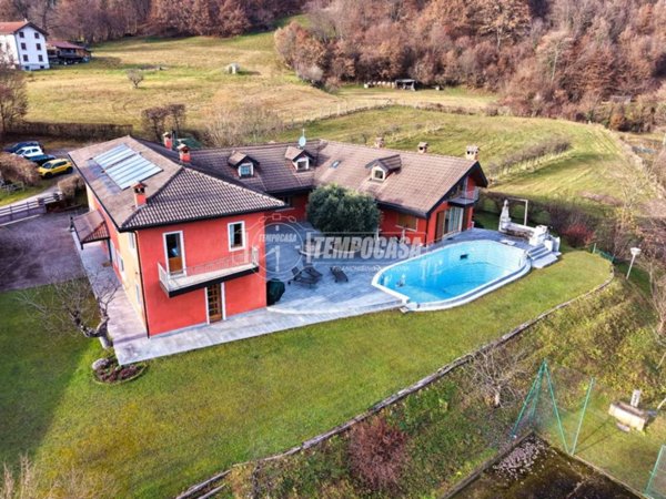 casa indipendente in vendita a Belluno in zona Col di Piana