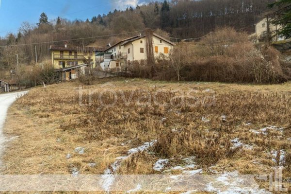 negozio in vendita a Belluno in zona Levego