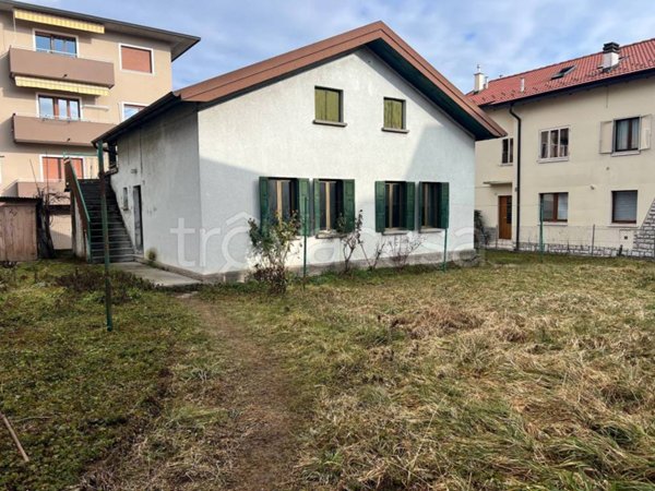 casa indipendente in vendita a Belluno in zona Cavarzano