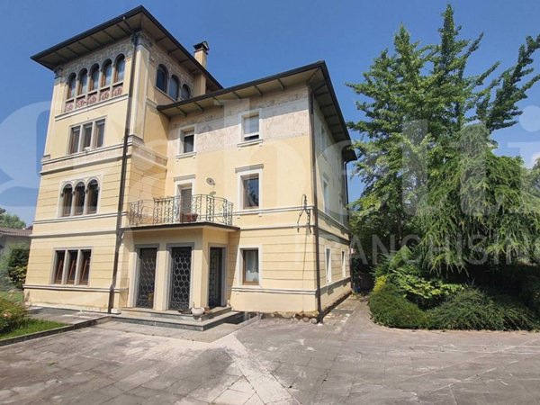 casa indipendente in vendita a Belluno in zona Cavarzano