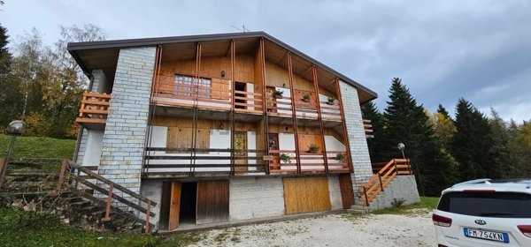 appartamento in vendita a Belluno in zona Nevegal