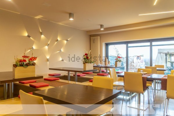 negozio in vendita a Belluno in zona Mussoi