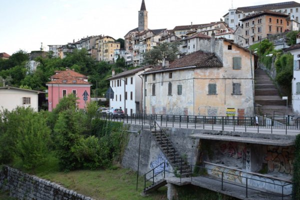 casa semindipendente in vendita a Belluno in zona Borgo Prà
