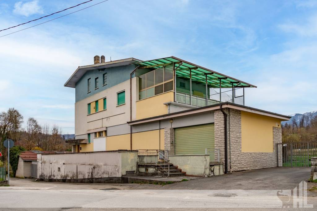 casa indipendente in vendita a Belluno in zona Visome