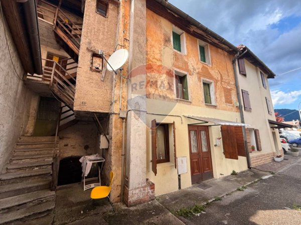 appartamento in vendita a Belluno in zona Nogarè