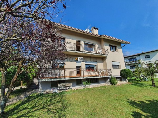 casa indipendente in vendita a Belluno in zona Cavarzano