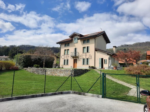 casa indipendente in vendita a Belluno