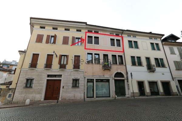 appartamento in vendita a Belluno in zona Centro Storico