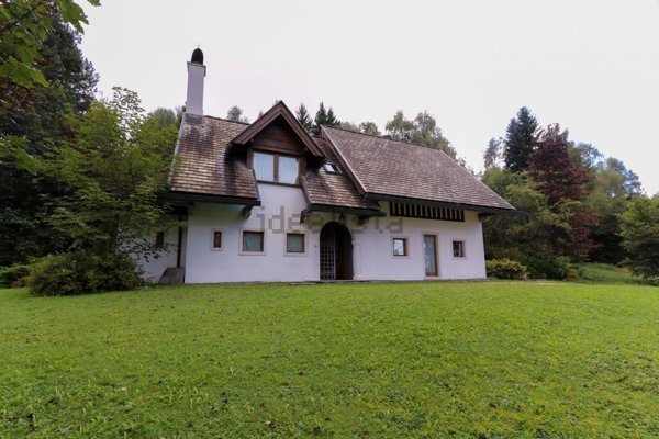 casa indipendente in vendita a Belluno in zona Nevegal