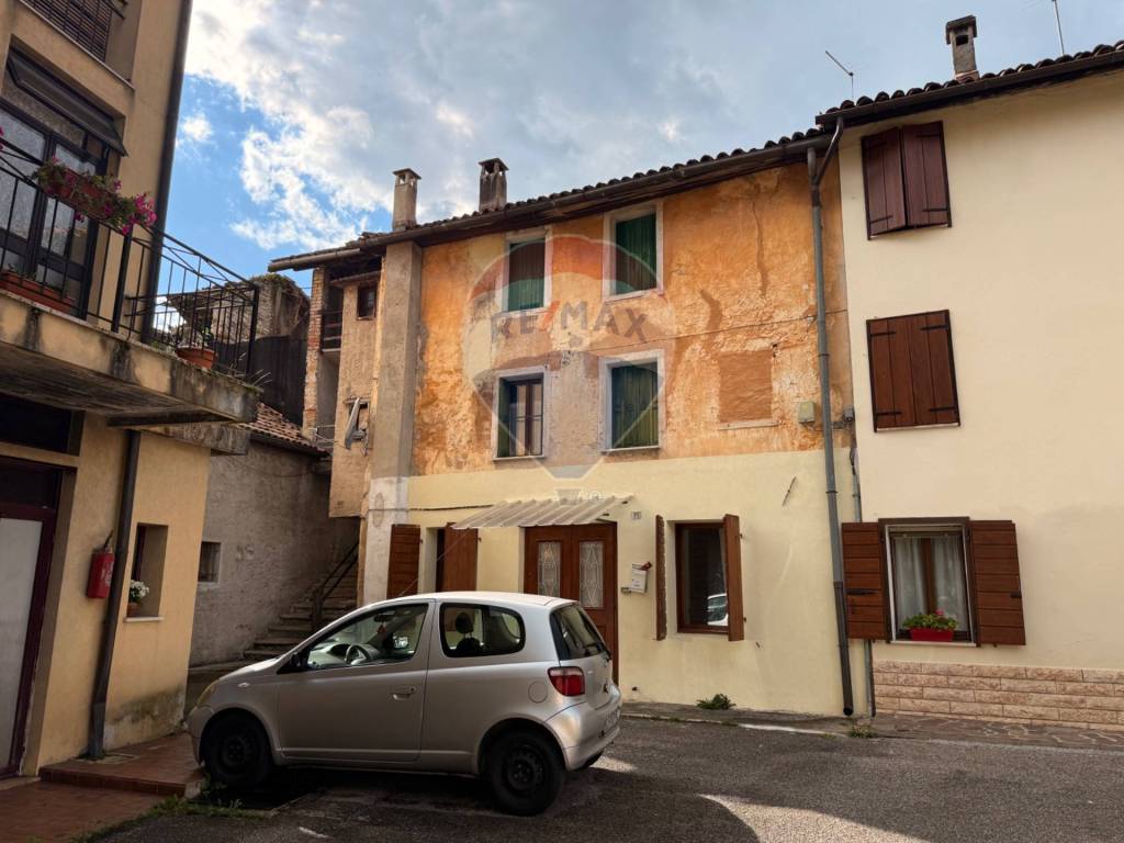 appartamento in vendita a Belluno in zona Nogarè