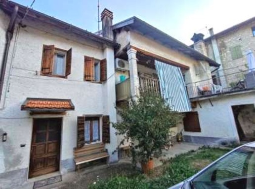 appartamento in vendita a Belluno in zona Caleipo