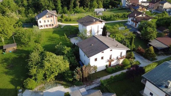casa indipendente in vendita a Belluno in zona Castion