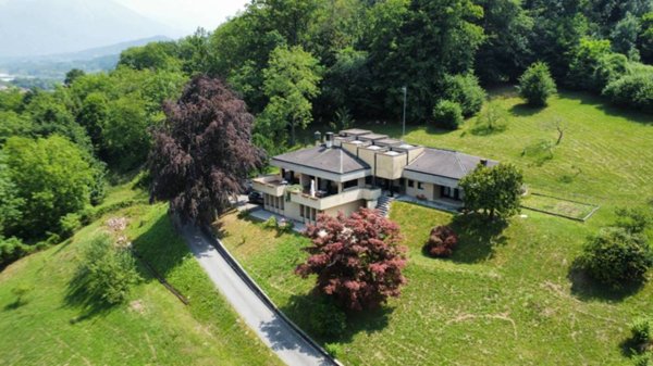 casa indipendente in vendita a Belluno