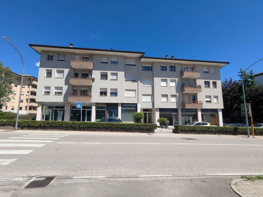 appartamento in vendita a Belluno in zona Mussoi