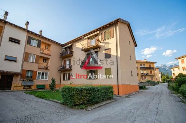appartamento in vendita a Belluno in zona Mussoi