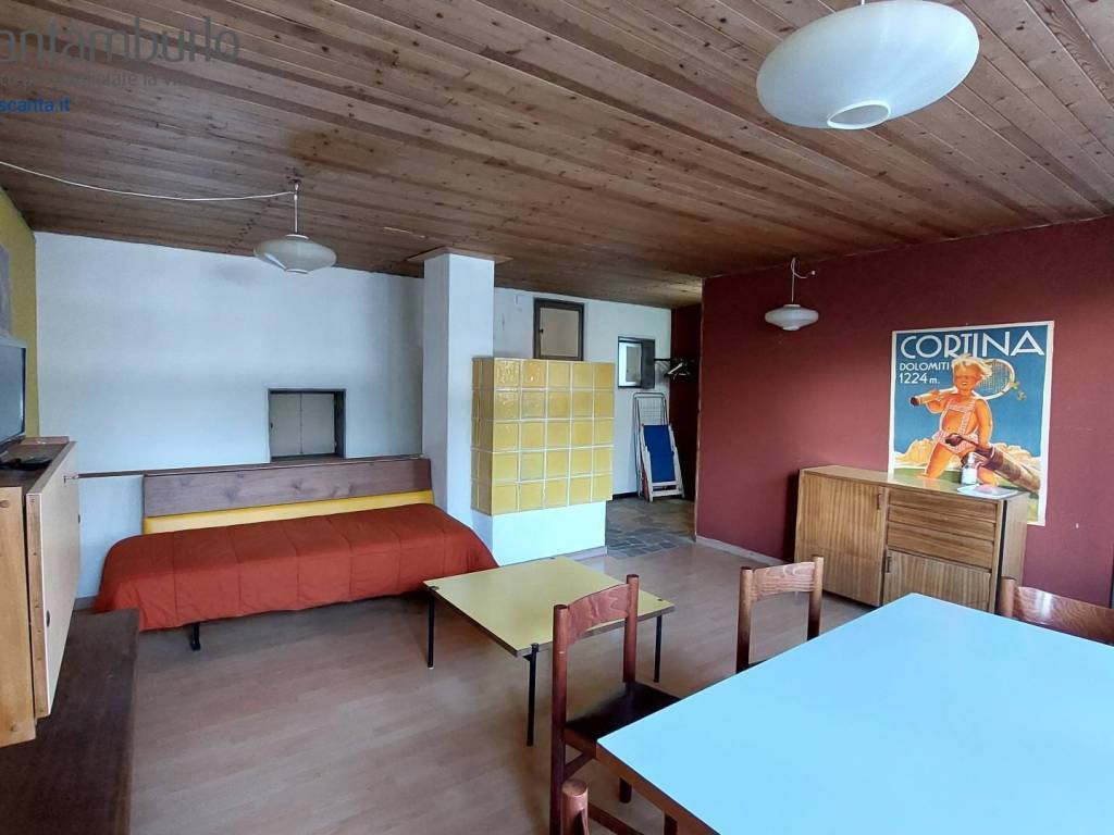casa indipendente in vendita a Borca di Cadore in zona Corte