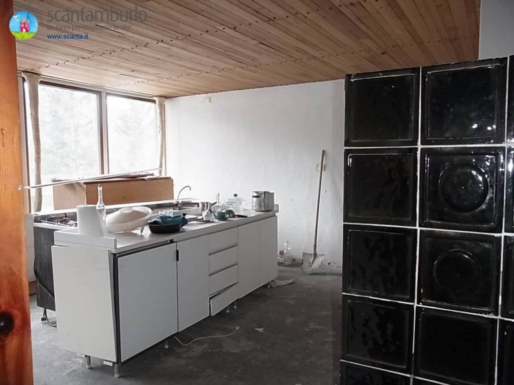 casa indipendente in vendita a Borca di Cadore in zona Corte