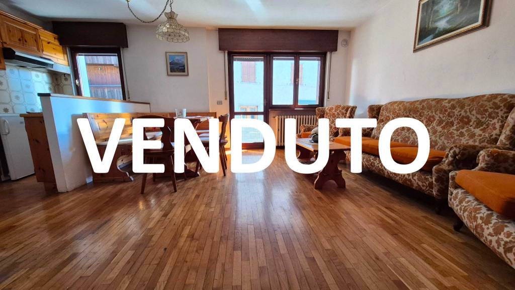 casa indipendente in vendita a Borca di Cadore in zona Corte