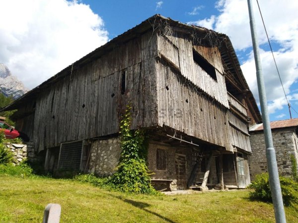 locale di sgombero in vendita a Borca di Cadore in zona Cancia