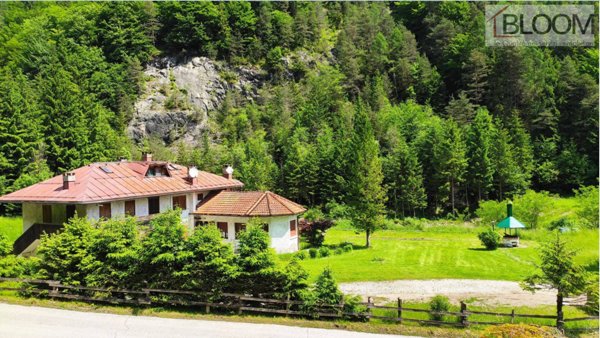 casa indipendente in vendita a Calalzo di Cadore