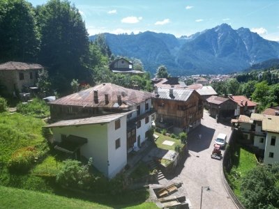 casa indipendente in vendita a Calalzo di Cadore in zona Rizzios