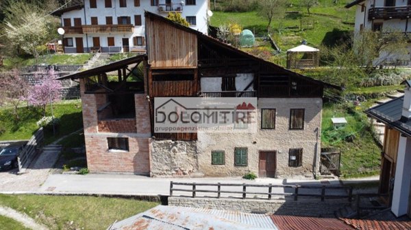 appartamento in vendita a Calalzo di Cadore in zona Rizzios