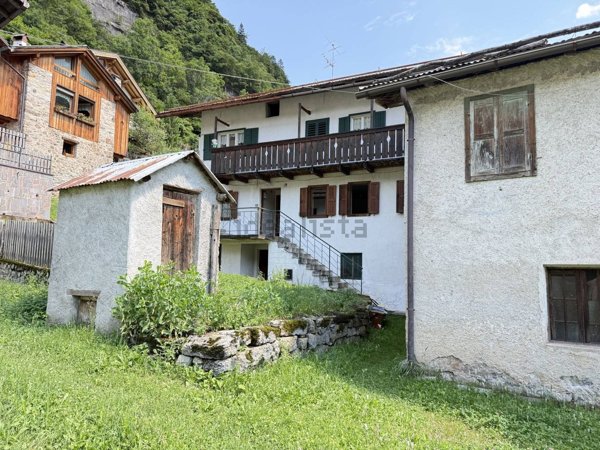 appartamento in vendita a Cencenighe Agordino