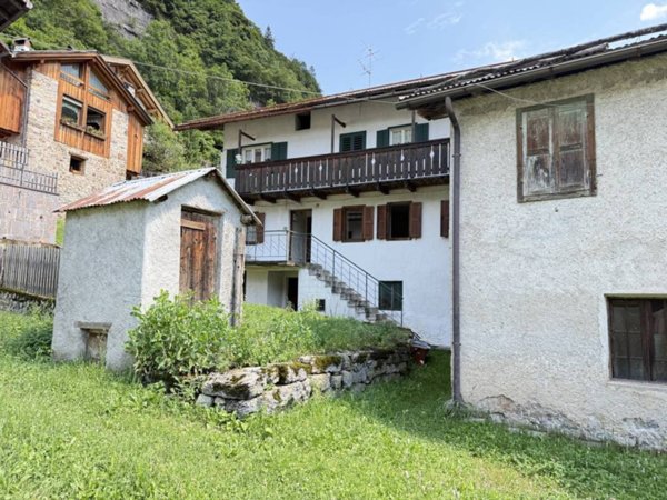 appartamento in vendita a Cencenighe Agordino