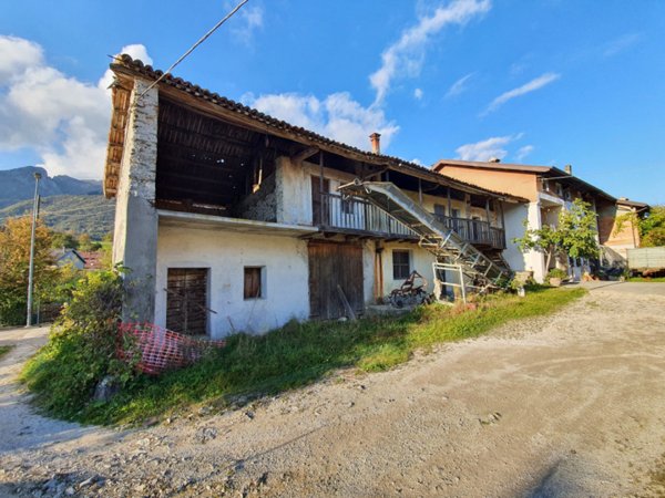 casa semindipendente in vendita a Cesiomaggiore in zona Marsiai