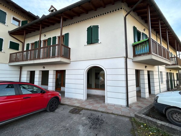 appartamento in vendita a Cesiomaggiore in zona Pez