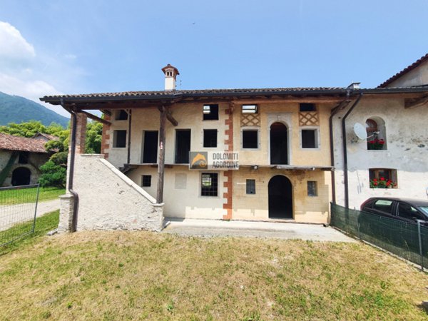 casa semindipendente in vendita a Cesiomaggiore