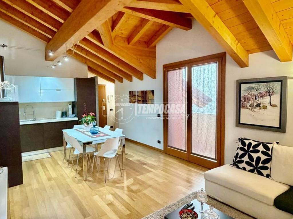 appartamento in vendita a Cesiomaggiore in zona Busche