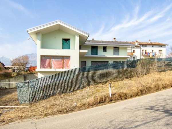 casa indipendente in vendita a Cesiomaggiore in zona Busche