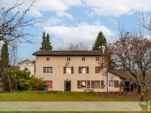 casa indipendente in vendita a Cesiomaggiore