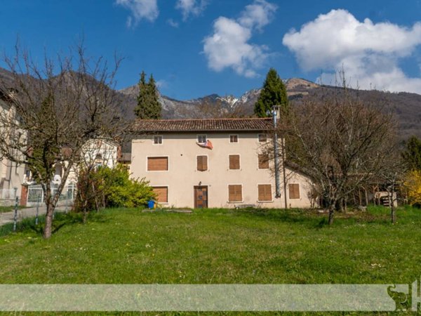 casa indipendente in vendita a Cesiomaggiore in zona Cesio