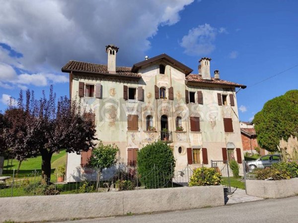 casa indipendente in vendita a Cesiomaggiore in zona Menin