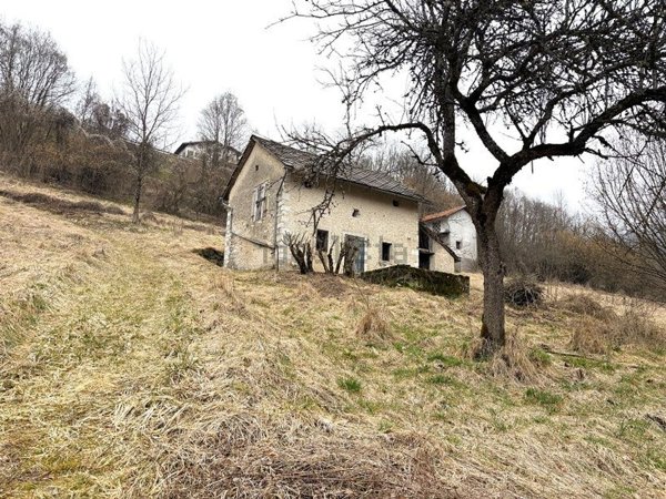 appartamento in vendita a Chies d'Alpago in zona Funes