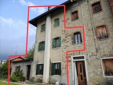 casa indipendente in vendita a Chies d'Alpago in zona San Martino