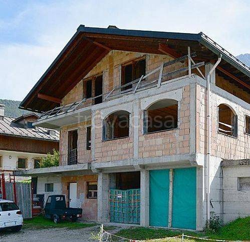 casa indipendente in vendita a Cibiana di Cadore in zona Masarié