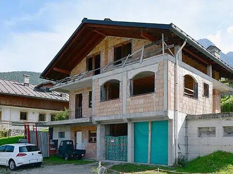 casa indipendente in vendita a Cibiana di Cadore in zona Masarié
