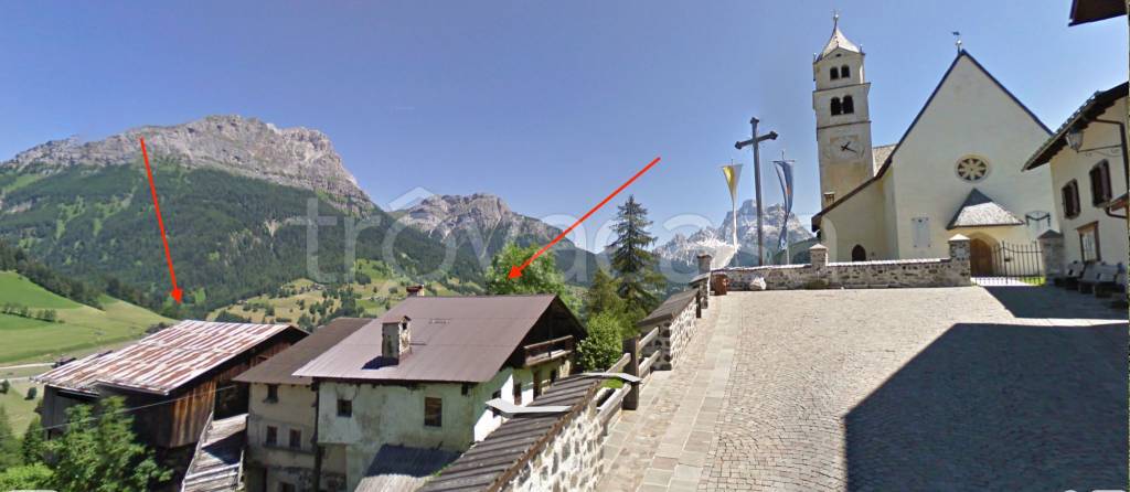 casa indipendente in vendita a Colle Santa Lucia in zona Villagrande